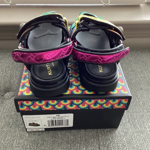 Kurt Geiger London Kids' Mini Orson Sandal (Toddler), size 9M - Picture 7 of 11
